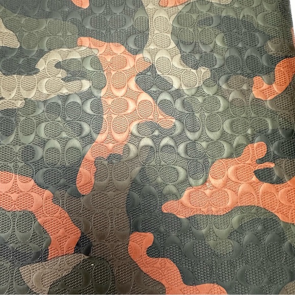 Coach IPad Camo Hard Case Modern Textured Luxury Collection Protection Signature - Picture 4 of 7